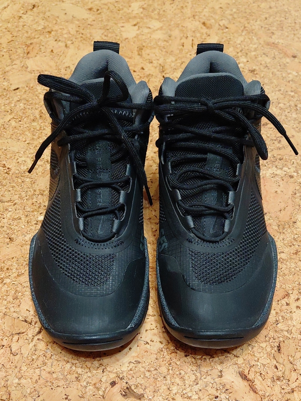 Nike Unisex Black React SFB Carbon Elite Outdoor Shoes Men's 7 Women's 8.5 New